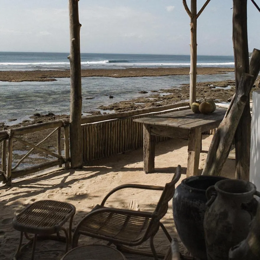 Uluwatu Surf Shack contacts